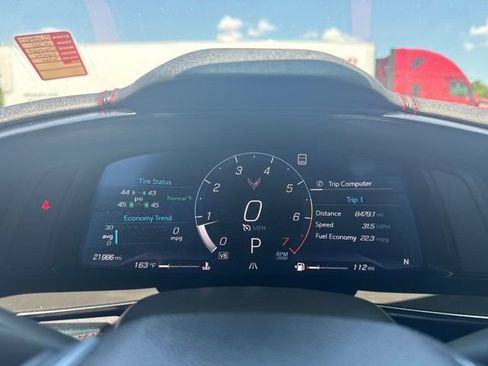 Used 2021 Chevrolet Corvette Stingray Preferred Cpe w/ 2LT RWD image 17