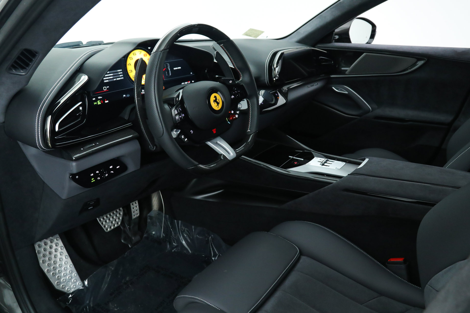 Used 2025 Ferrari Purosangue AWD/4WD image 2