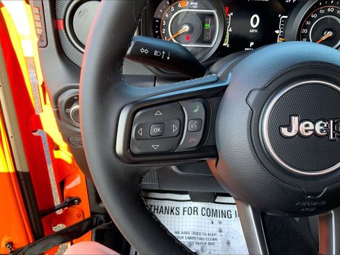 Certified 2025 Jeep Wrangler Unlimited Rubicon image 22