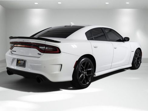 Used 2022 Dodge Charger R/T w/ Blacktop Package RWD image 6