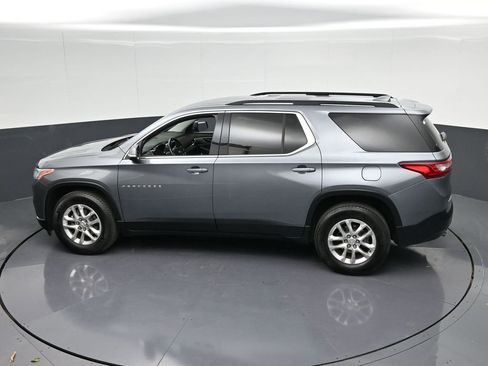 Used 2021 Chevrolet Traverse LT FWD image 29