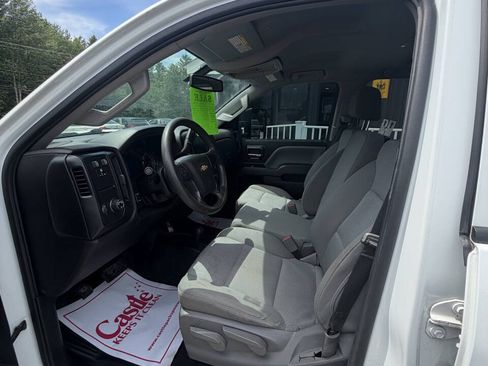 Used 2019 Chevrolet Silverado 2500 W/T AWD/4WD image 15