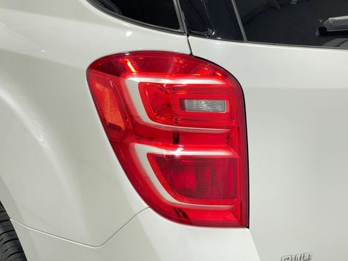 Used 2016 Chevrolet Equinox LTZ w/ Enhanced Convenience Package image 35