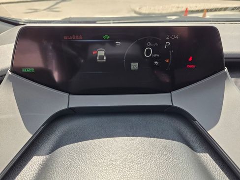 Used 2023 Toyota Prius XLE FWD image 32