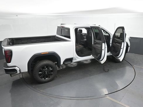 Used 2025 GMC Sierra 3500 AT4 AWD/4WD image 45