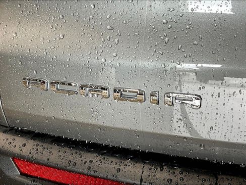 New 2026 GMC Acadia Elevation w/ Elevation Premium Package FWD image 13