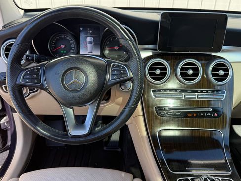 Used 2018 Mercedes-Benz GLC 300 4MATIC image 10