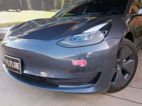 Used 2023 Tesla Model 3 Standard Range RWD image 8