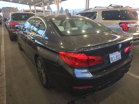 Used 2019 BMW 540i w/ Premium Package image 6