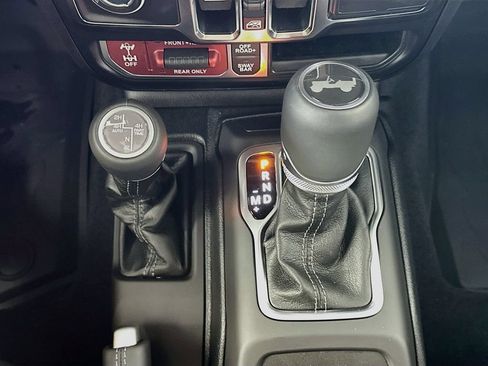 New 2026 Jeep Wrangler Unlimited Rubicon AWD/4WD image 12