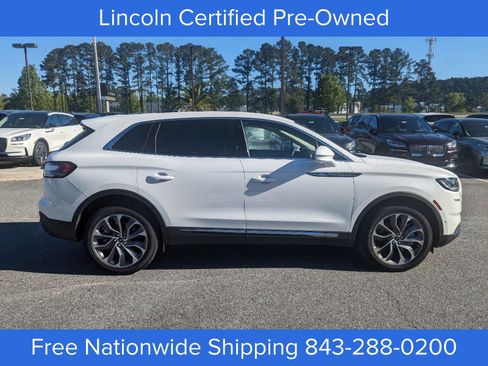 Certified 2023 Lincoln Nautilus Reserve w/ Equipment Group 201A image 3