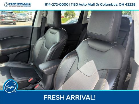 Used 2018 Jeep Compass Limited w/ Navigation Group AWD/4WD image 13