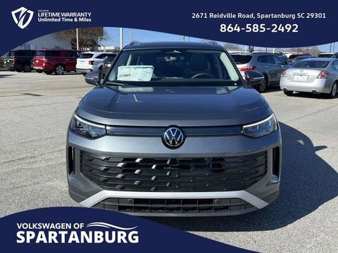 New 2026 Volkswagen Tiguan SE image 8