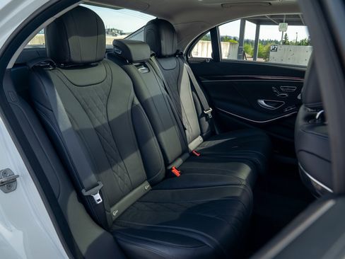 Used 2019 Mercedes-Benz S 560 4MATIC Sedan image 27
