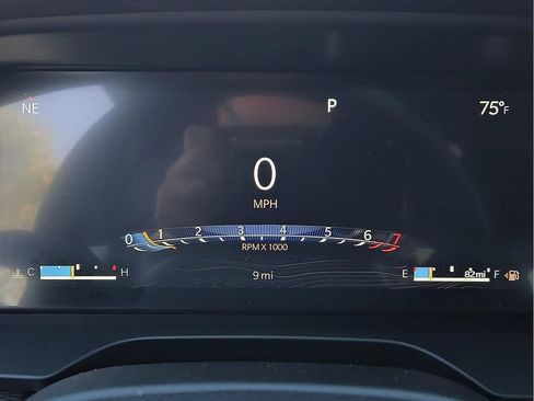 New 2025 Jeep Grand Cherokee 4WD image 18