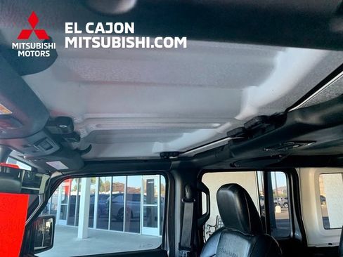 Used 2021 Jeep Wrangler Unlimited Sahara w/ Cold Weather Group image 12