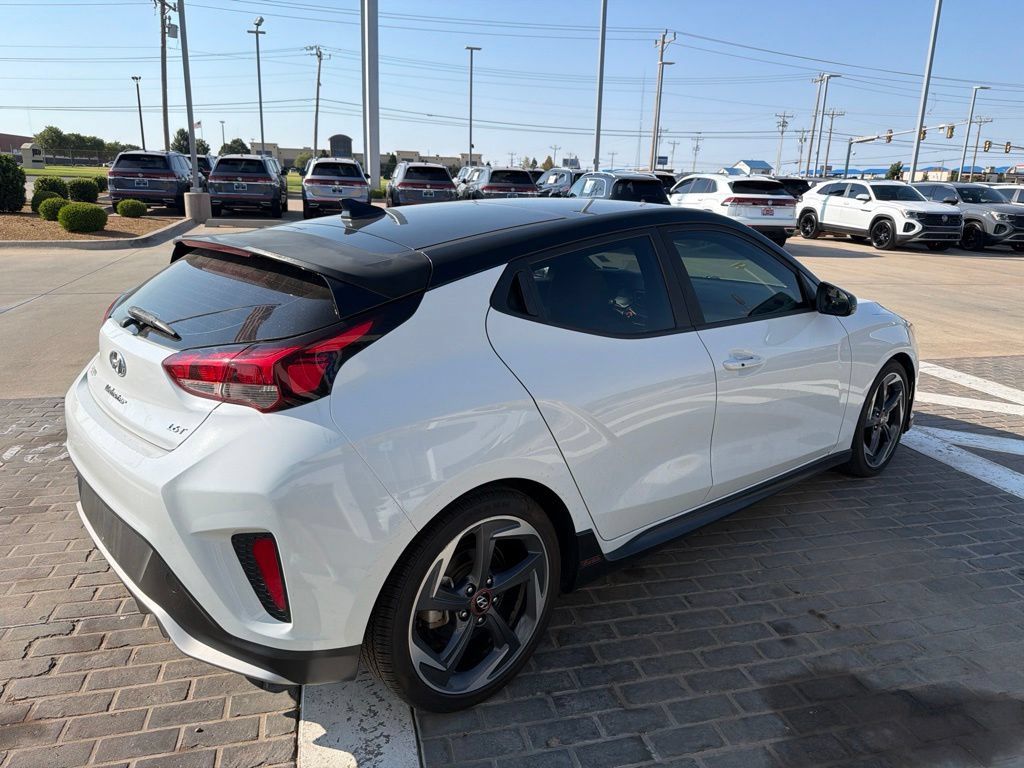 Used 2019 Hyundai Veloster Turbo Ultimate FWD image 5