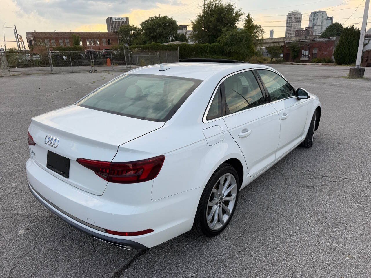 Used 2019 Audi A4 2.0T Premium w/ Convenience Package FWD image 7