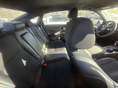 Used 2025 Honda Civic Sport image 29