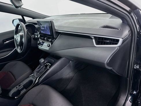 Used 2025 Toyota Corolla SE FWD image 28