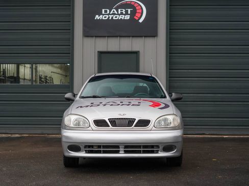 Used 2001 Daewoo Lanos S FWD image 2