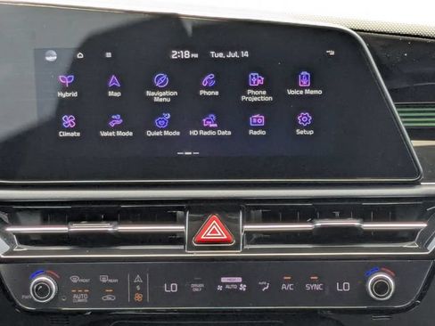 Certified 2023 Kia Niro EX FWD image 21