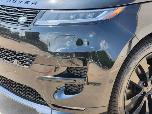 New 2026 Land Rover Range Rover Sport Dynamic SE AWD/4WD image 5