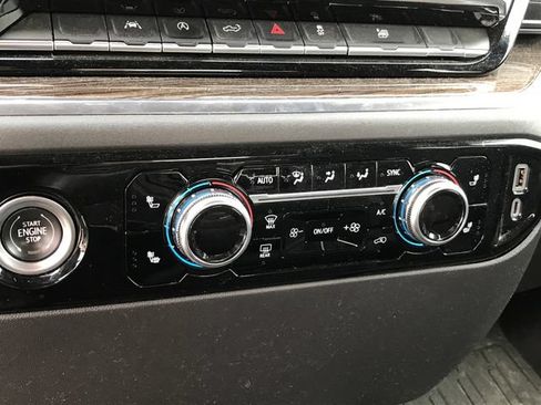 Certified 2022 GMC Sierra 1500 Elevation AWD/4WD image 10