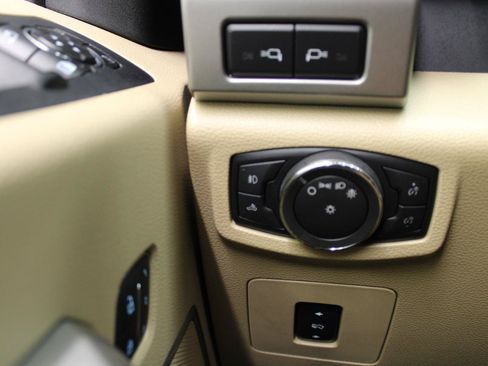 Used 2016 Ford F150 Lariat w/ Equipment Group 502A Luxury AWD/4WD image 88