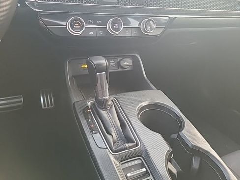 Used 2023 Honda Civic Sport image 16