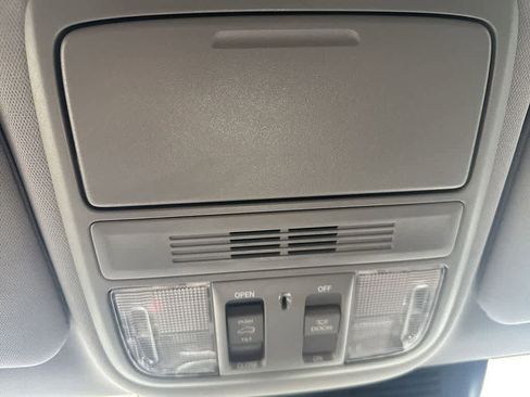 Used 2021 Honda CR-V EX image 19