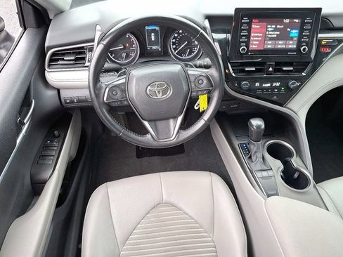 Certified 2023 Toyota Camry SE image 11