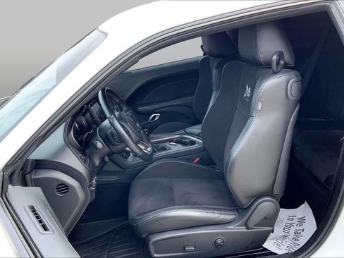 Used 2021 Dodge Challenger R/T Scat Pack RWD image 8