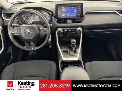 Certified 2021 Toyota RAV4 LE image 22