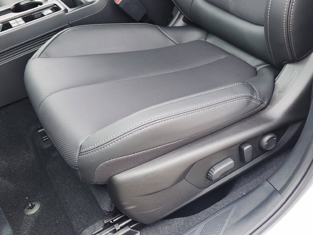 New 2026 Subaru Outback Limited AWD/4WD image 20