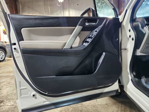 Used 2017 Subaru Forester 2.5i Limited image 18