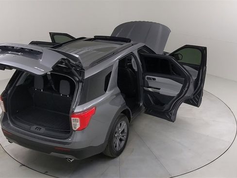 Certified 2022 Ford Explorer XLT w/ Equipment Group 202A image 52