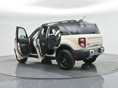 New 2025 Ford Bronco Sport Badlands w/ Sasquatch Badlands Package AWD/4WD image 34