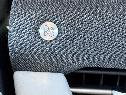 Used 2025 Ford Explorer Platinum w/ Ultimate Package image 23