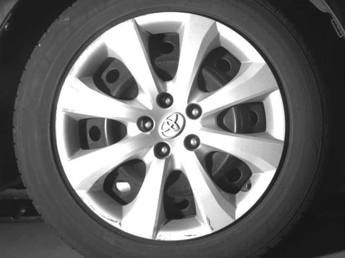 Used 2023 Toyota Corolla LE FWD image 9