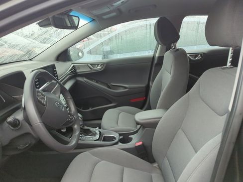 Used 2020 Hyundai Ioniq SEL image 6