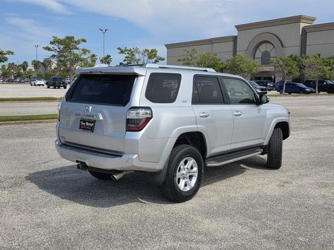 Used 2016 Toyota 4Runner SR5 Premium RWD image 5