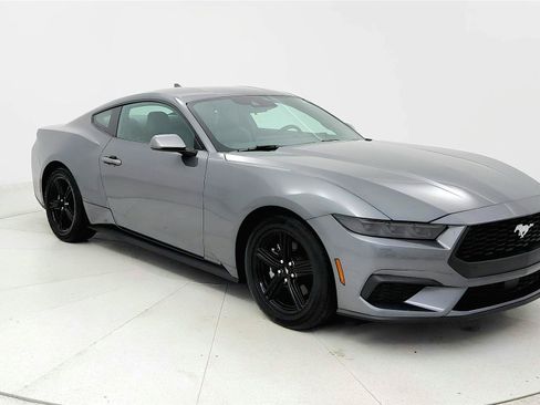 Used 2026 Ford Mustang Premium RWD image 7