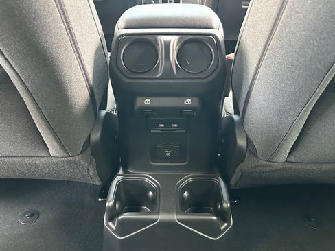 New 2024 Jeep Wrangler Unlimited Sahara AWD/4WD image 30