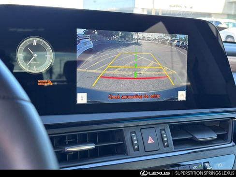 Certified 2025 Lexus ES 350 w/ Premium Package image 24