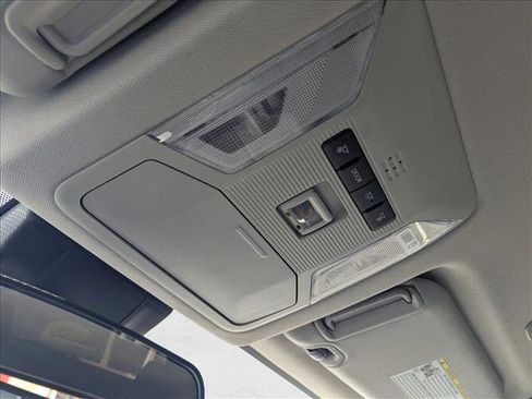 Used 2024 Toyota RAV4 XLE FWD image 22