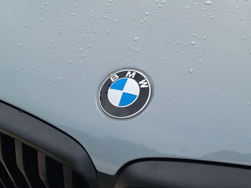 Certified 2025 BMW X5 sDrive40i w/ M Sport Package RWD image 5