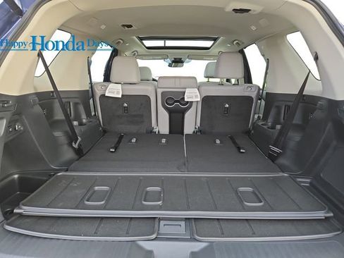 New 2025 Honda Pilot Touring image 39