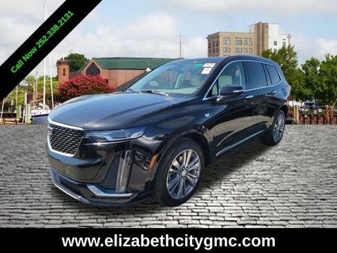 Used 2022 Cadillac XT6 Premium Luxury image 1