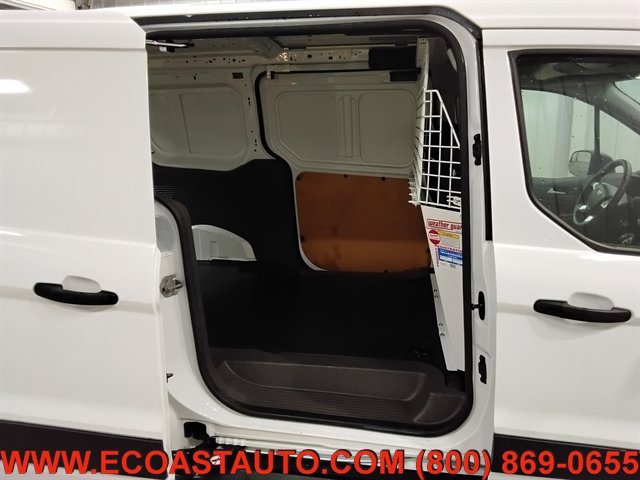 Used 2023 Ford Transit Connect XLT FWD image 16